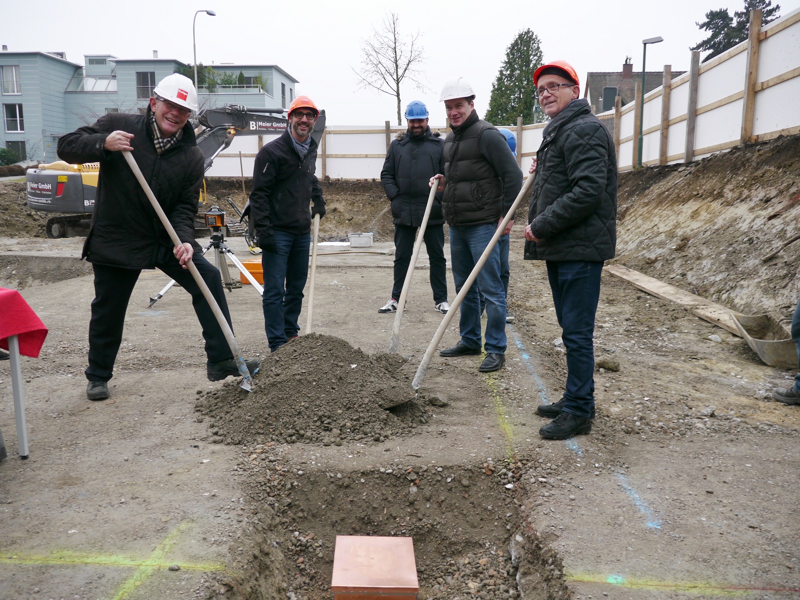 Höngger ch Grundsteinlegung für den neuen Riedhof