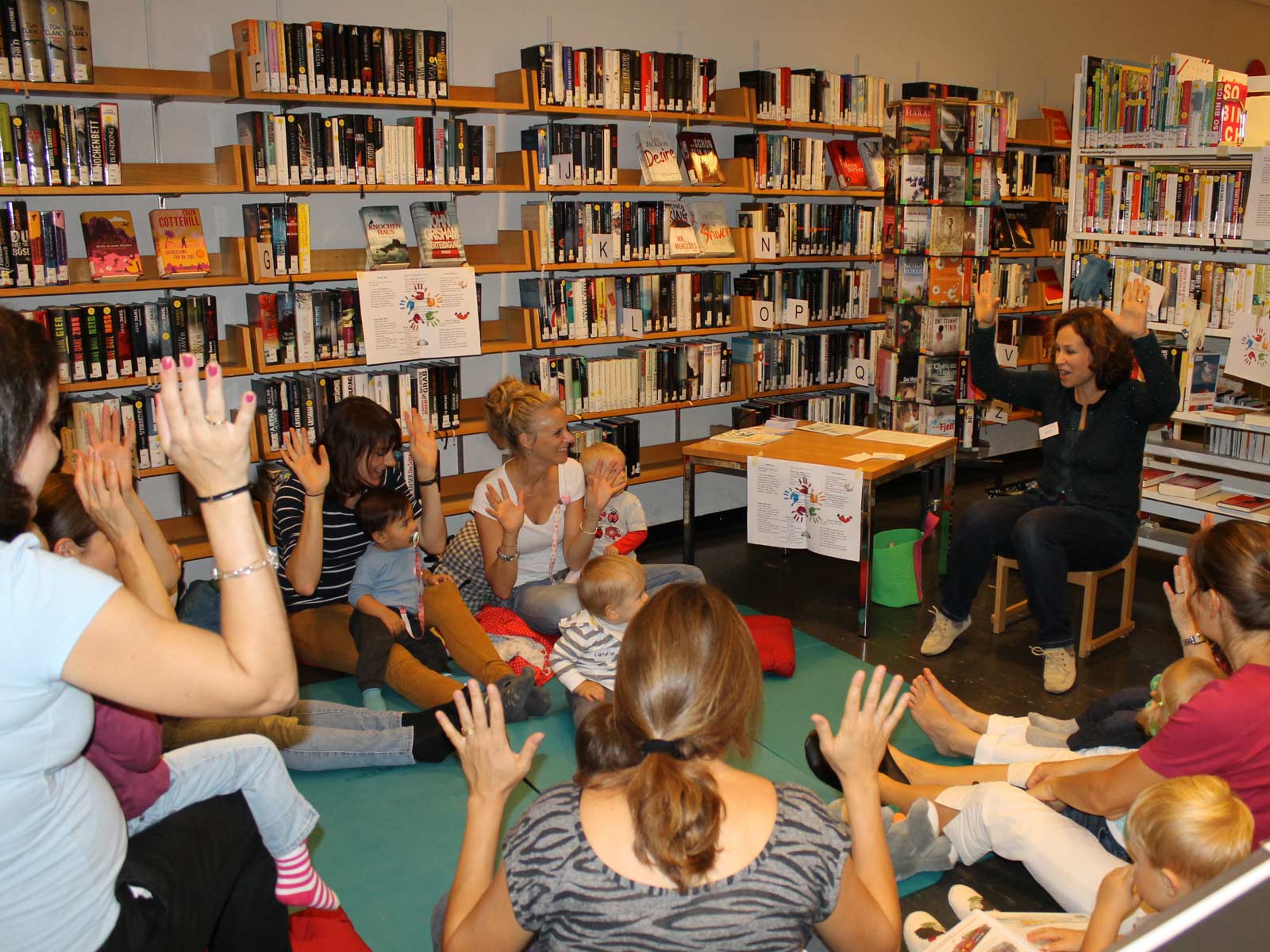 Bibliothek In Der Nähe Zum Lernen Spielerisches Lernen in der Bibliothek - Höngger.ch