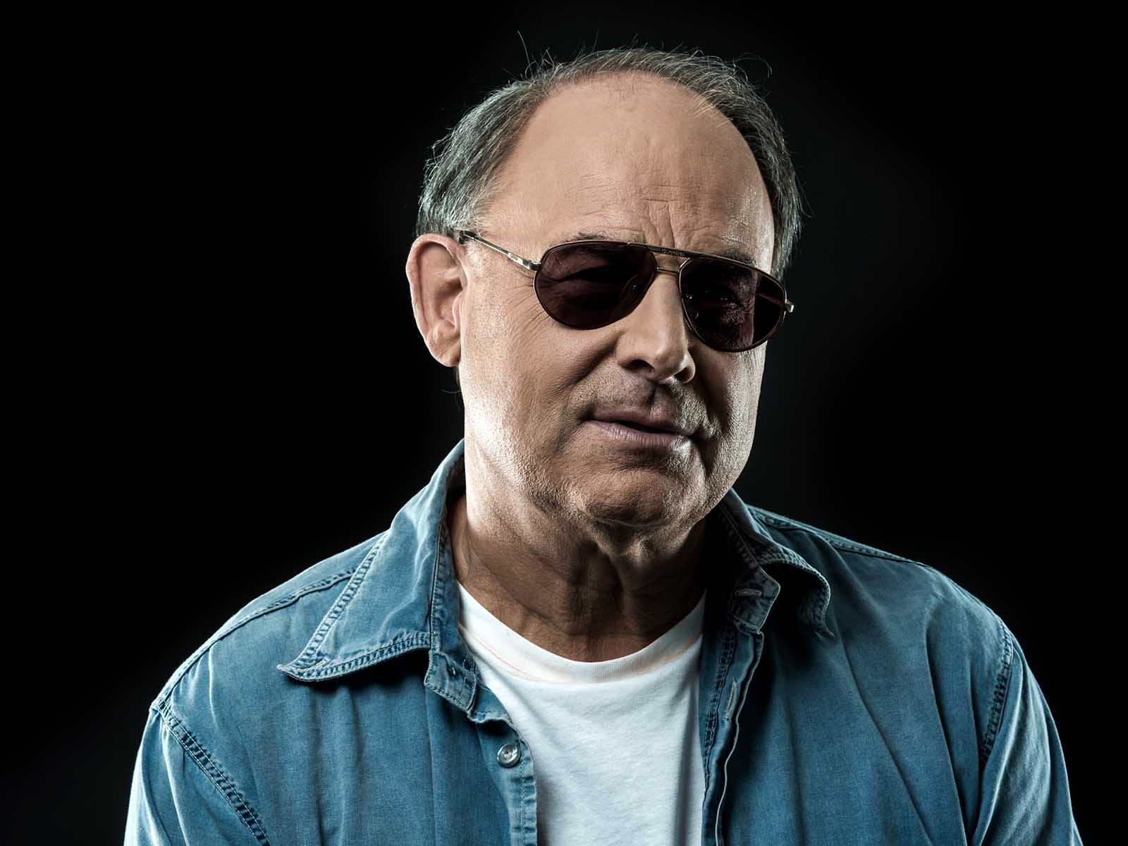 Heinrich Müller präsentiert sein fünftes Album in Höngg.