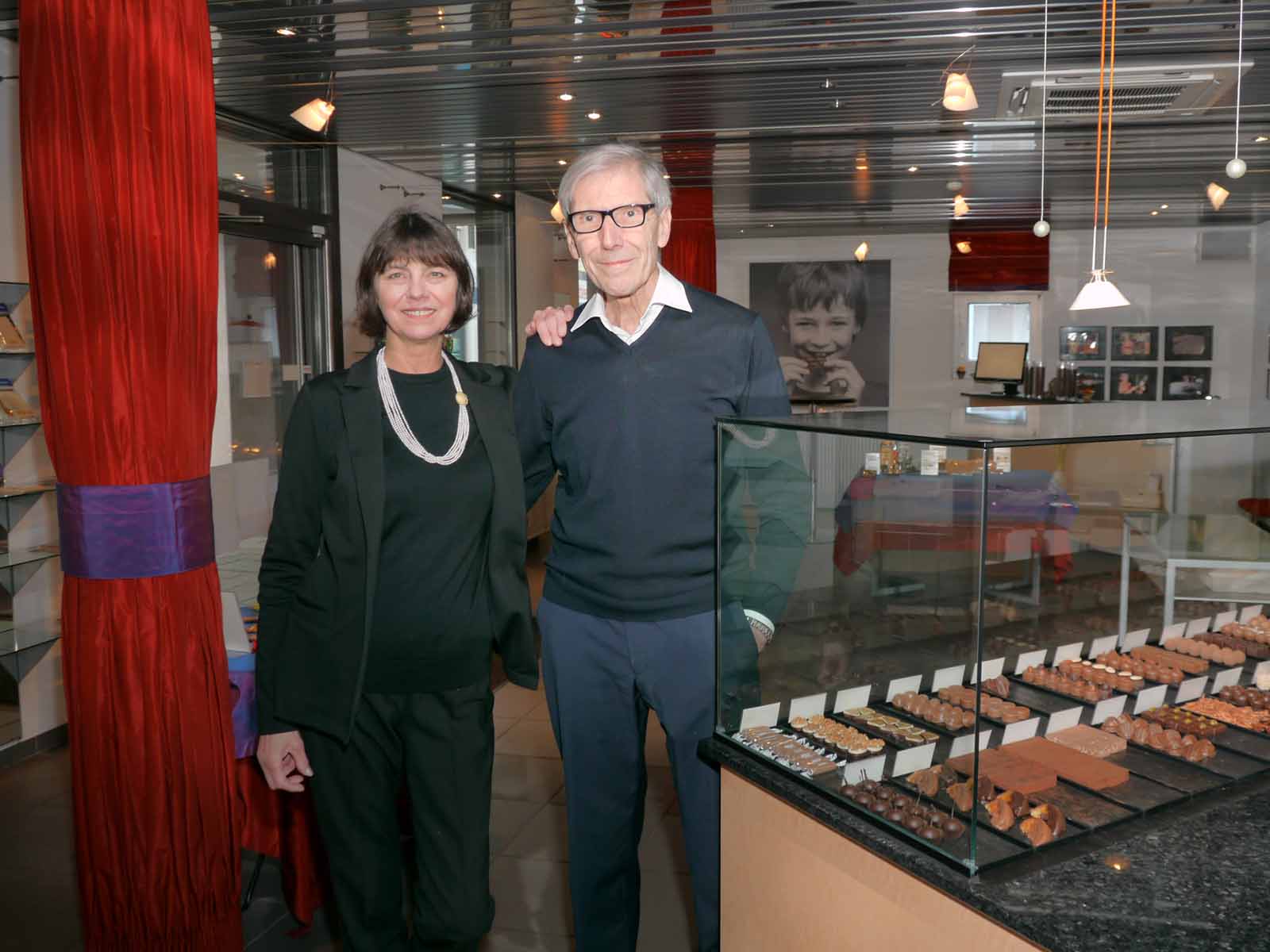 Bis Ende Mai gibt es bei Judith Balogh und Peter Kümmin im «Schoggi-König» noch edle Schokolade. Dann ist nach 25 Jahren Schluss.