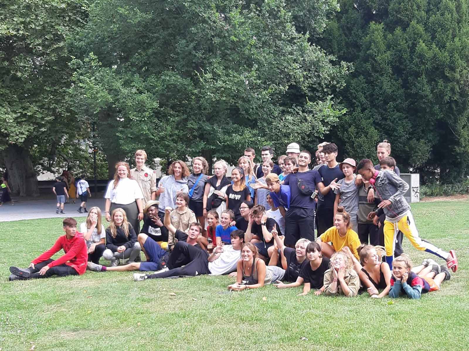 Die Crew ist zurück.