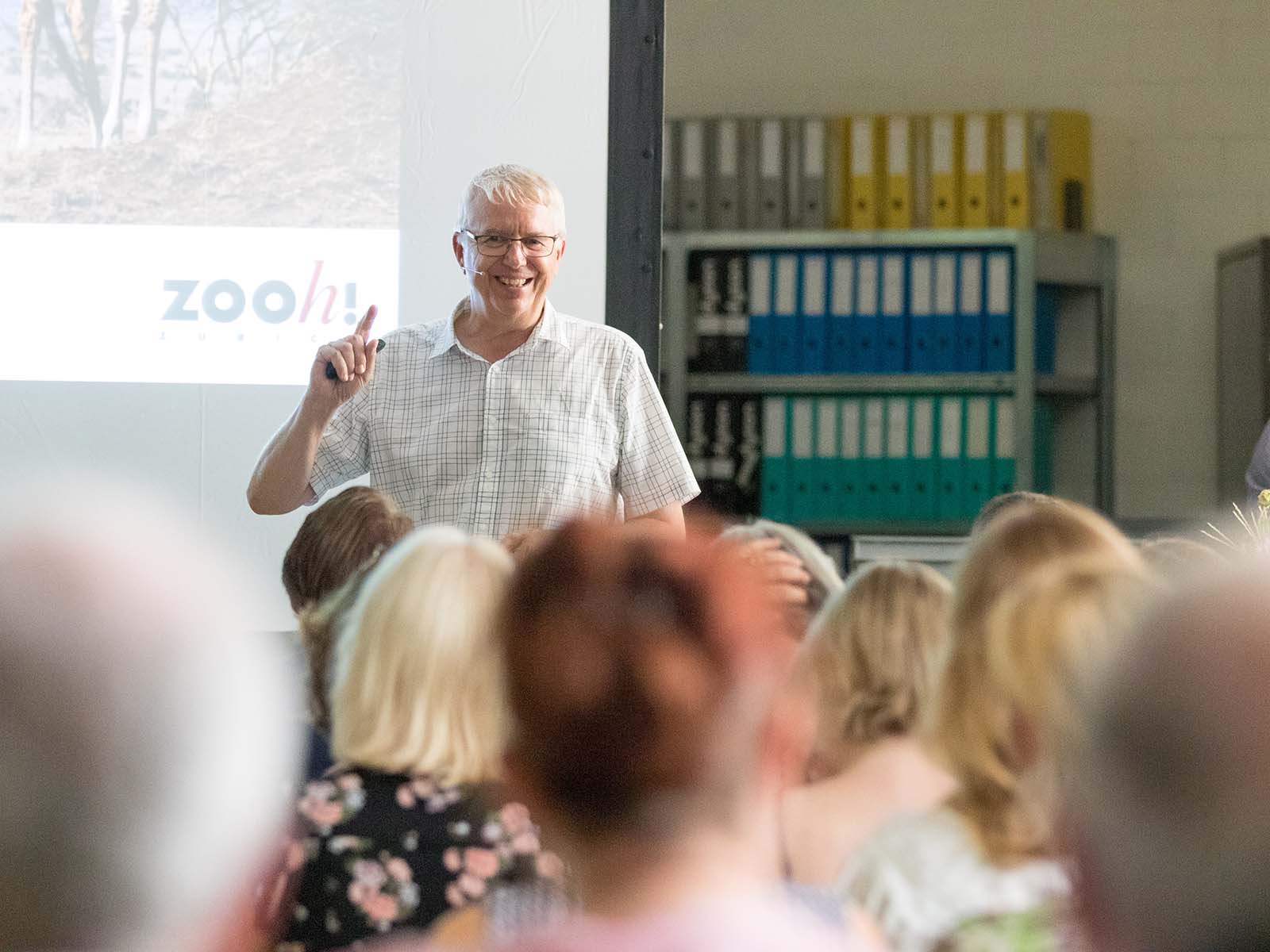 Zoodirektor Alex Rübel am Apéro der ESPAS
