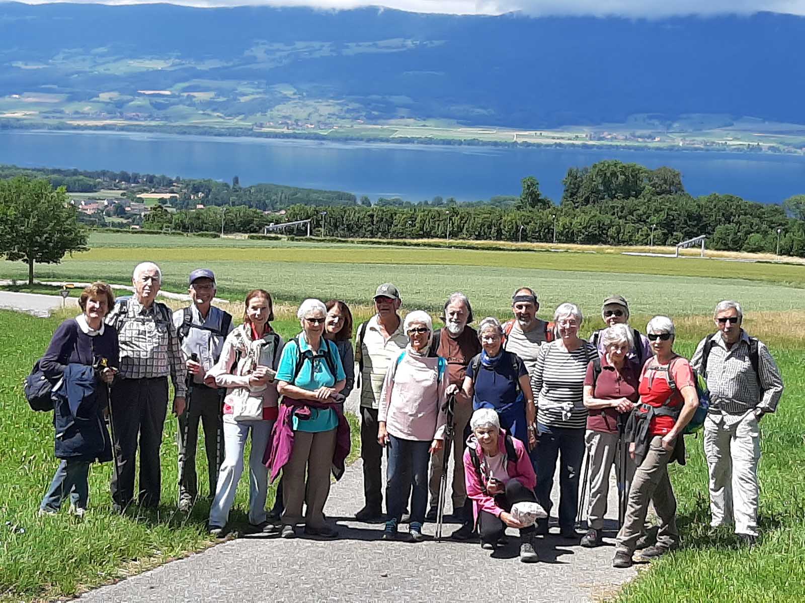 Blick auf den Neuenburger See