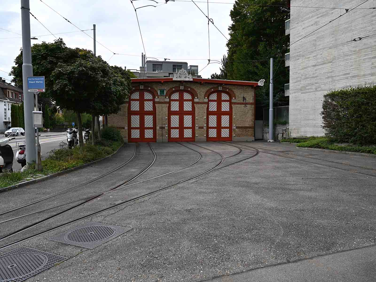 Gemäss Stadtrat kein Ort für Begegnungen: Die Tram-Remise Wartau.