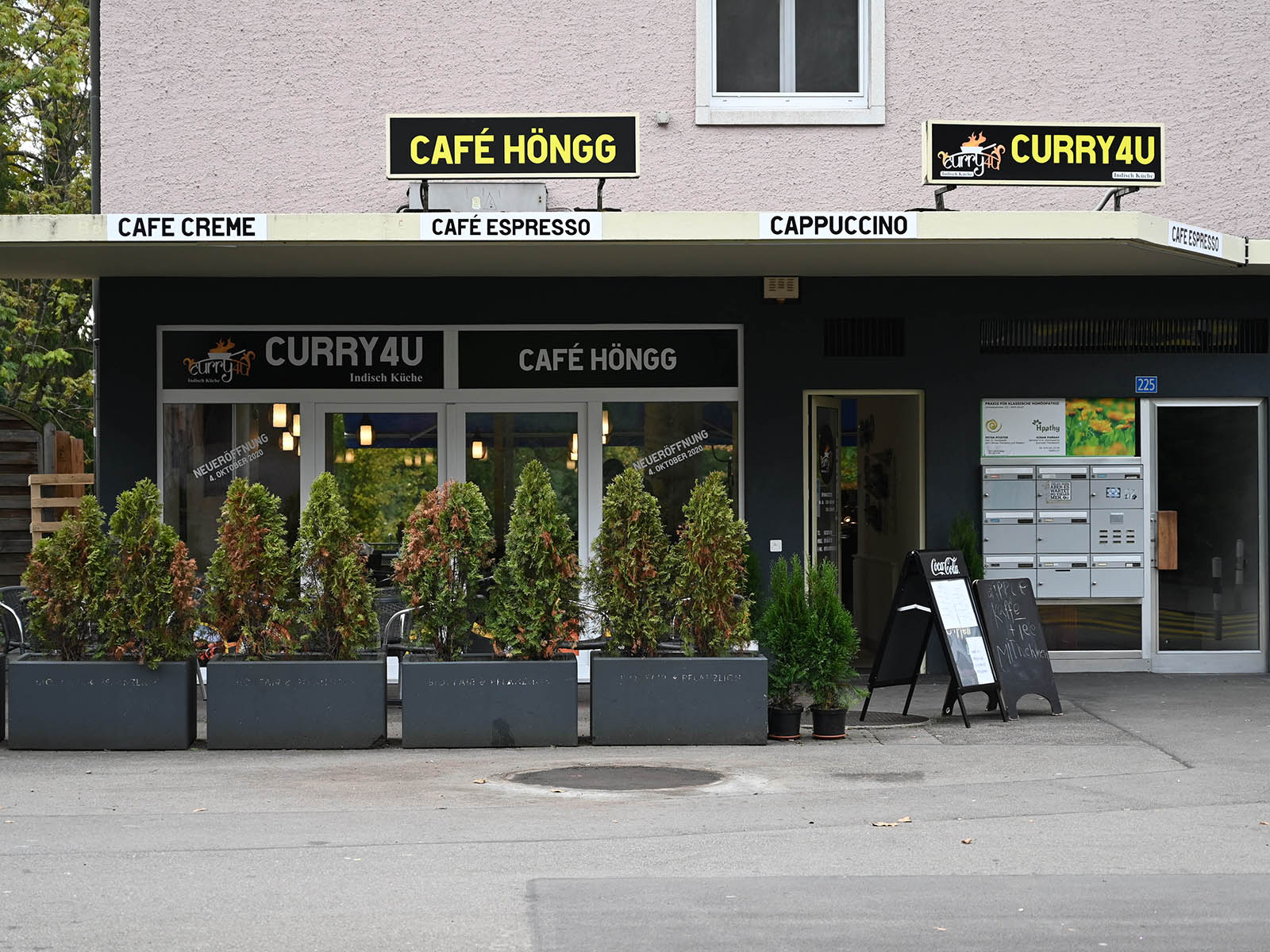 Im Café Höngg wird neuerdings Curry serviert.