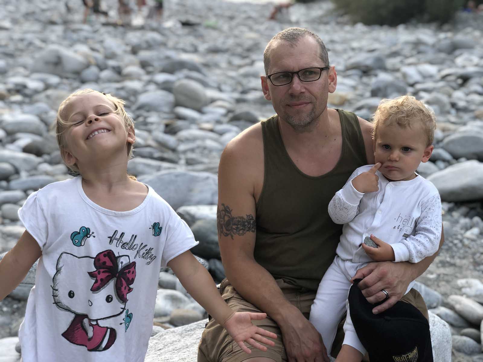Steven Cyrol verbringt seine Freizeit am liebsten mit seiner Familie.