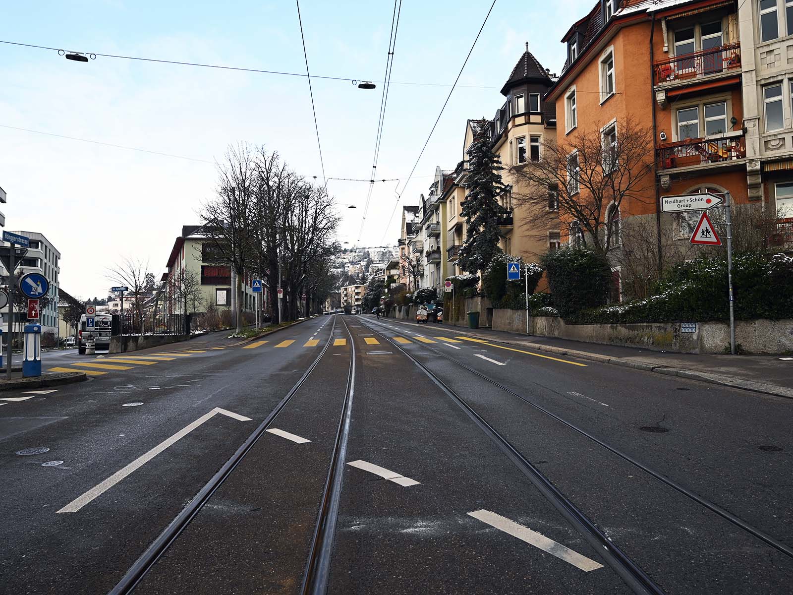 Auf der Strecke vom Wipkingerplatz bis kurz vor Schwert wird Tempo 30 eingeführt.