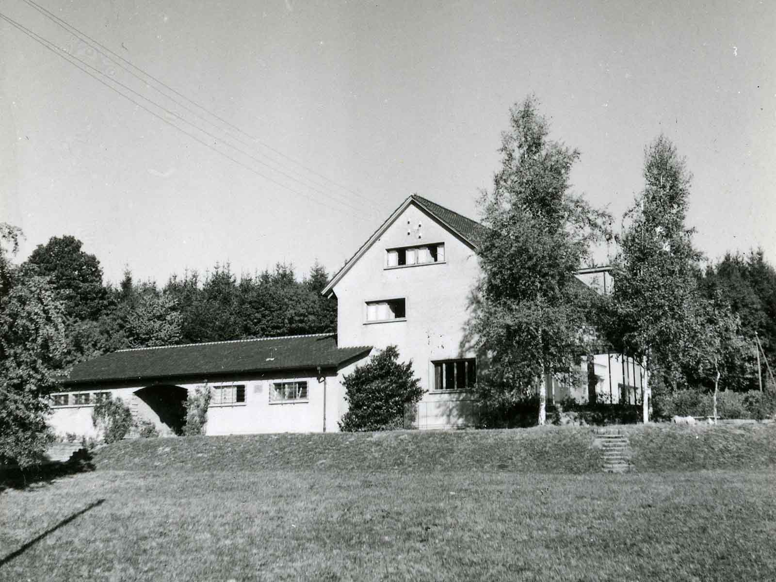 Undatierte Aufnahme des ehemaligen «Fröntlerhauses» im Heizenholz.